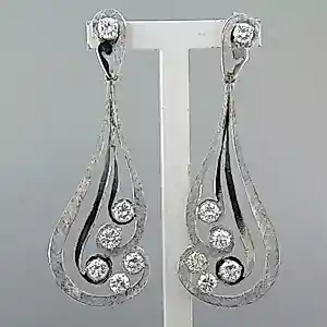 14k wit gouden oorhangers bezet met briljant geslepen diamant tot. 1.90ct kopen? Bied vanaf 1500!