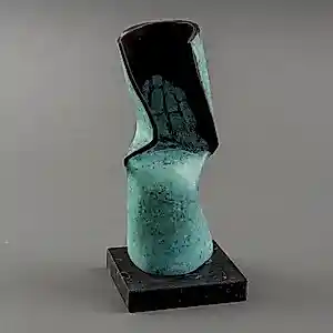 Pepe Gregoire - Groengepatineerd bronzen sculptuur: Hand kopen? Bied vanaf 699!