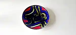 Poole Pottery - Poole Delphis bord nr. 3 uit de late jaren 60/70, gefotografeerd door Shirley Campbell. kopen? Bied vanaf 50!