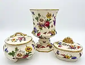 Royal Boch - 3-delige Keralux Boch Belgium Set – Bloemendecor & Goud. kopen? Bied vanaf 65!