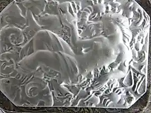 Heinrich Hoffmann - Kritallen asbak met afbeelding Maagd met dierenriem- Zodiac kopen? Bied vanaf 95!