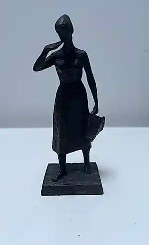 Vera Tummers-van Hasselt - Bronzen sculptuur | Mariken van Nieumeghen kopen? Bied vanaf 75!