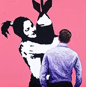 Gerard Boersma - Bomb Hugger (schilderij van man genietend van schilderij Banksy) kopen? Bied vanaf 125!
