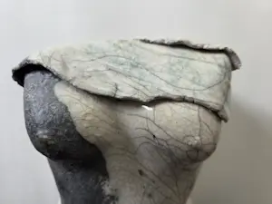 Onbekend - Vrouwen torso. Raku. kopen? Bied vanaf 20!