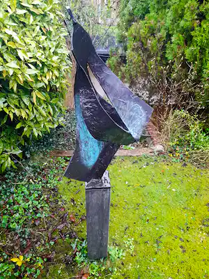 Martha Waijop - Mensfiguur in beweging verkocht voor € 1500!