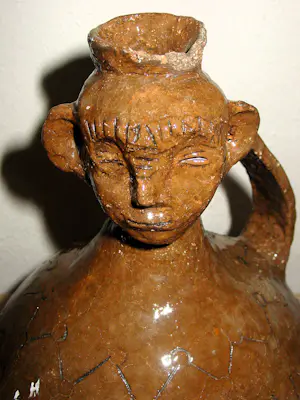 Onbekend - Handgemaakte geglazuurde kruik Peruaanse Face Jug van klei kopen? Bied vanaf 50!