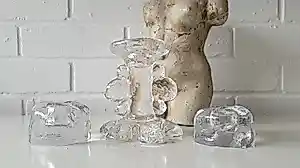 Pukeberg Glass - Pukeberg Zweden transparante, getextureerde glazen kaarsenhouder set van drie kopen? Bied vanaf 40!