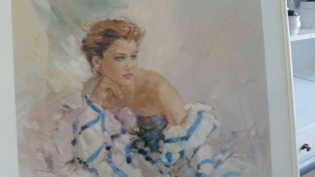 Rouwette Paul, kleurenlitho vrouw in theatrale kledij, impressionistische stijl verkocht voor € 50!