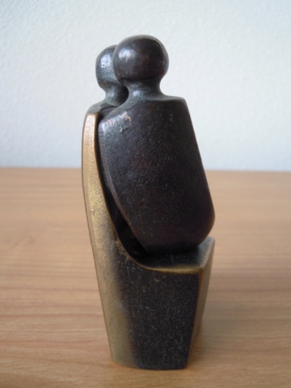 Onbekende kunstenaar-Zwaar massief BRONZEN BEELDJE   13 cm - 1245 gram kopen? Bied vanaf 45!