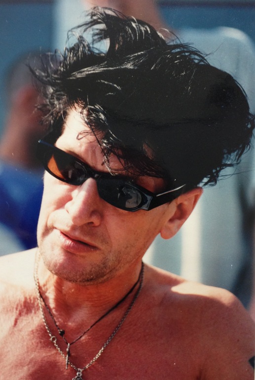 HERMAN BROOD, grote gelimiteerde en handgesign. zeefdruk 'Niets menschelijks ..' kopen? Bied vanaf 1!