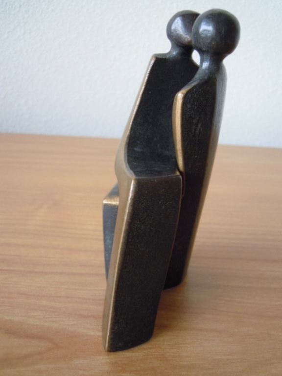 Onbekende kunstenaar-Zwaar massief BRONZEN BEELDJE   13 cm - 1245 gram kopen? Bied vanaf 45!