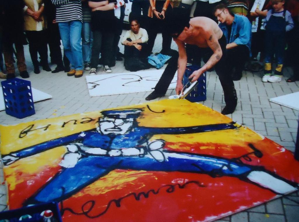 HERMAN BROOD, grote gelimiteerde en handgesign. zeefdruk 'Niets menschelijks ..' kopen? Bied vanaf 1!