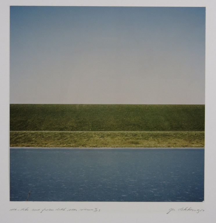 Ger Dekkers: Foto, Sea-dike and frozen ditch near Wierum verkocht voor € 75!