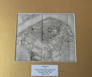 Hendrik de Leth - Fraaie kopergravure van de stadsplattegrond van Dordrecht uit 1765 kopen? Bied vanaf 60!