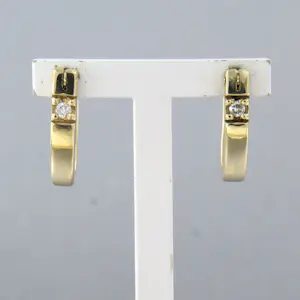 14k geel gouden oorhangers bezet met briljant geslepen diamant tot. 0,06ct kopen? Bied vanaf 450!