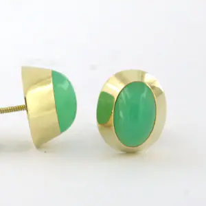 14k geel gouden oorknoppen bezet met chrysopraas – 5.7 gram kopen? Bied vanaf 410!