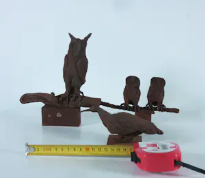Paul Beckers - Drie sculpturen van ijzer en terracotta, Vogels (Ibis, Oehoe en uiltjes) + boek! kopen? Bied vanaf 80!