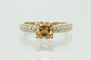 48 - 14 Krt gouden dames ring BLUSH met grote cognac kleurige steen kopen? Bied vanaf 120!