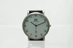 20- Groot DANISH DESIGN WATCH IQ12Q1108 TITANIUM polshorloge kopen? Bied vanaf 30!