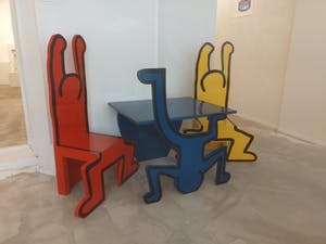 Keith Haring - Kindermeubel-set kopen? Bied vanaf 150!