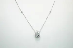 69 - 18 karaats witgouden choker gezet met ca 0.75 crt briljant geslepen diamant kopen? Bied vanaf 480!