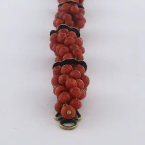 BWZ armband met synthetische koraal in een vorm van druiven tros - 19 cm kopen? Bied vanaf 1!