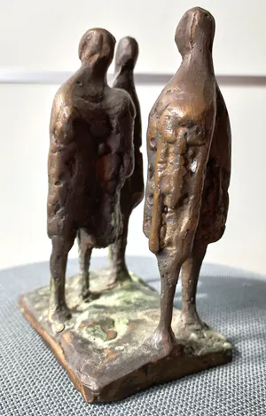 Wim Rijvers - Drie figuren, bronzen beeld kopen? Bied vanaf 150!