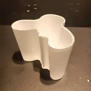 Iittala - Alvar Aalto Collection vaas 12cm opaal/wit kopen? Bied vanaf 60!
