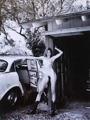 Helmut Newton - "Domestic Nude 8" (L.A.) - 1992 kopen? Bied vanaf 280!