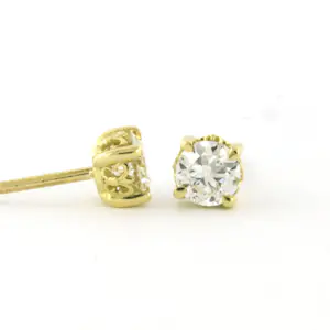 18k gouden solitair oorknoppen met oud Europees slijpvorm diamant tot. 0.86ct kopen? Bied vanaf 650!