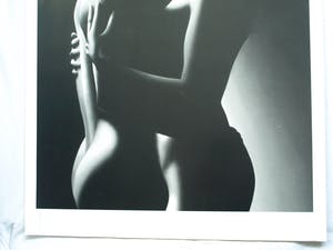 Niet of onleesbaar gesigneerd - Zwart-wit Foto , ‘Contact’ – gesigneerd - 61 x 46 cm. kopen? Bied vanaf 1!