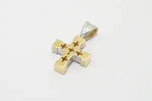 23 - Fraai 18 karaat bicolor-goud & ca. 0.25ct diamanten kruishanger kopen? Bied vanaf 180!