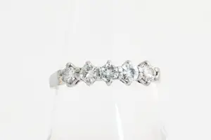 11- Elegante 14krt wit-gouden & 0.60ct (H/si1) diamanten dames rijring kopen? Bied vanaf 380!