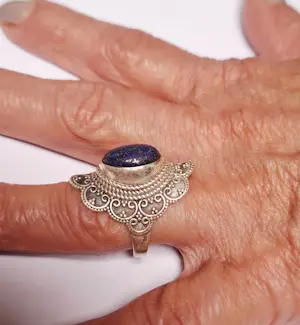 nieuwe Handgemaakte  zilveren ring met blauwe lapis lazuli kopen? Bied vanaf 50!