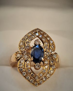 1237 - 14 krt goud & diamanten ring - grote 0.65ct diep-blauwe saffier! kopen? Bied vanaf 360!