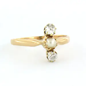 14k gouden ring bezet met parel en oud Amsterdams geslepen diamant tot. 0,30ct kopen? Bied vanaf 410!