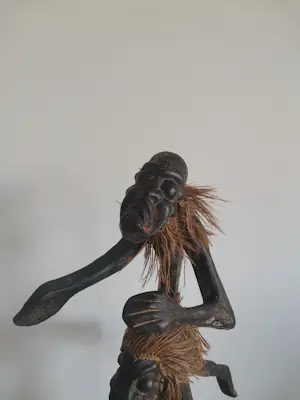 Niet of onleesbaar gesigneerd - Fraai Afrikaans beeld kopen? Bied vanaf 10!