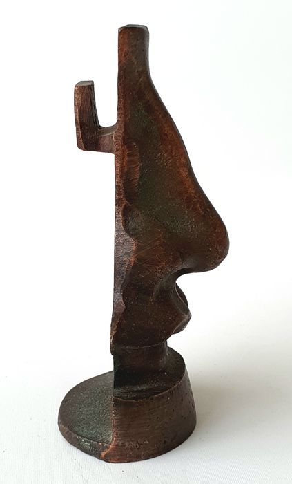 Salvador Dali - Brillenhouder in brons kopen? Bied vanaf 90!