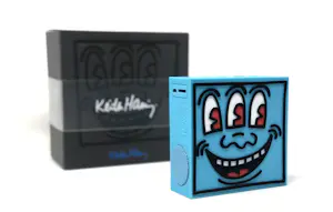 Keith Haring - ToyQube - 4" SoundQube (Blue) kopen? Bied vanaf 130!
