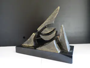 Brons (Onbekend) - Abstracte voorstelling in brons. kopen? Bied vanaf 75!