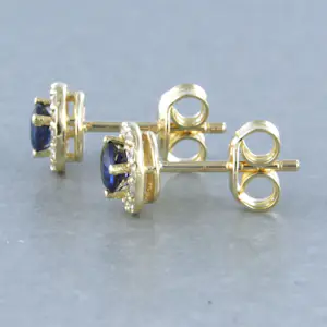 14k gouden entourage oorknoppen met saffier en briljant geslepen diamant kopen? Bied vanaf 260!
