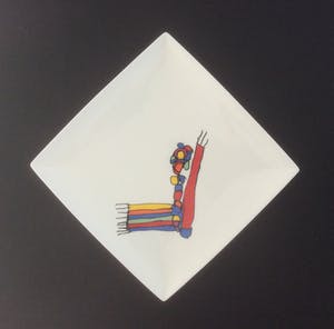 Niet of onleesbaar gesigneerd - YONG - DRIE PRESENTEERSCHALEN kopen? Bied vanaf 1!
