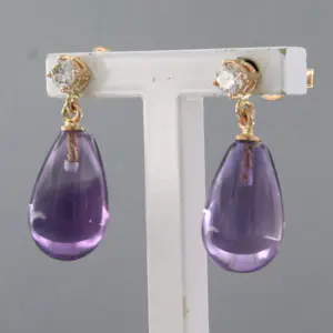 18k gouden oorhangers met amethist en briljant geslepen diamant tot. 0.22ct kopen? Bied vanaf 460!