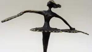 Corry Ammerlaan - Corry Ammerlaan bronzen sculptuur danseres met waaiers kopen? Bied vanaf 1!