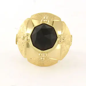14k geel gouden ring bezet met granaat – 4.9 gram - ringmaat 16.5(52) kopen? Bied vanaf 360!