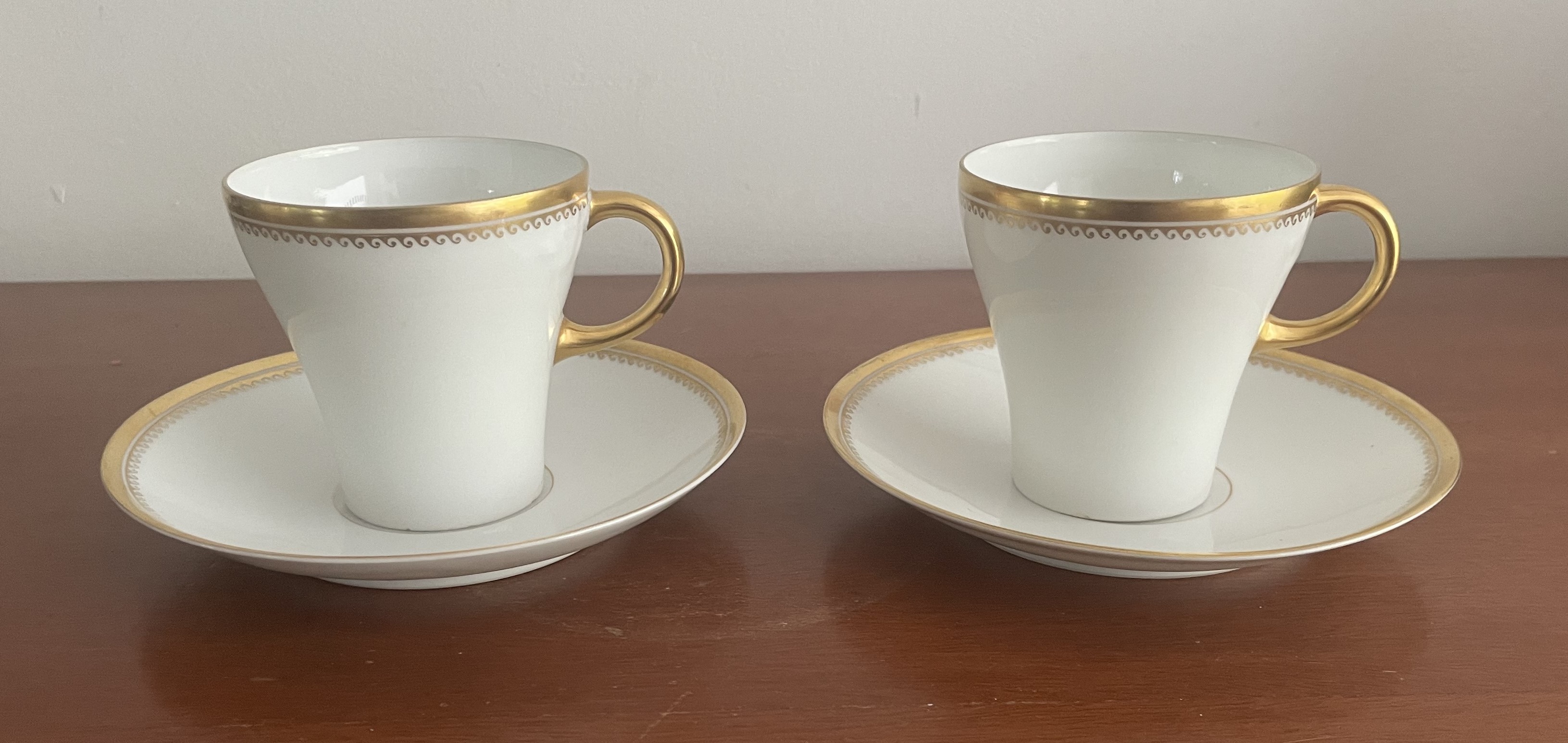 Rosenthal - Twee antieke Secession porseleinen kop- en schotels kopen? Bied vanaf 20!