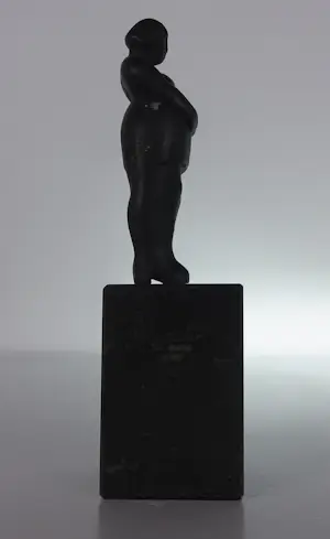 Jan Pieter Leeuwenburgh - Set van drie bronzen beeldjes, Hardloper, Worstelaars en Zwanger kopen? Bied vanaf 100!