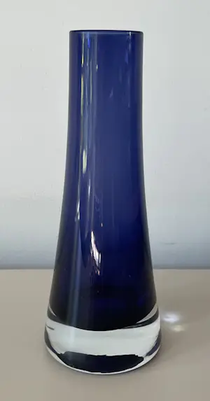 Krosno Glass S.A. - Dikwandige paarse glazen vaas kopen? Bied vanaf 23!