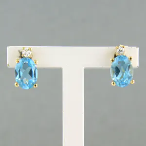 18k gouden oorknoppen bezet met topaas tot. 1,90ct en briljant geslepen diamant kopen? Bied vanaf 260!
