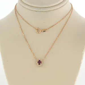 14k rosé gouden collier met hanger met robijn en diamant 0.05 ct - 45 cm kopen? Bied vanaf 185!